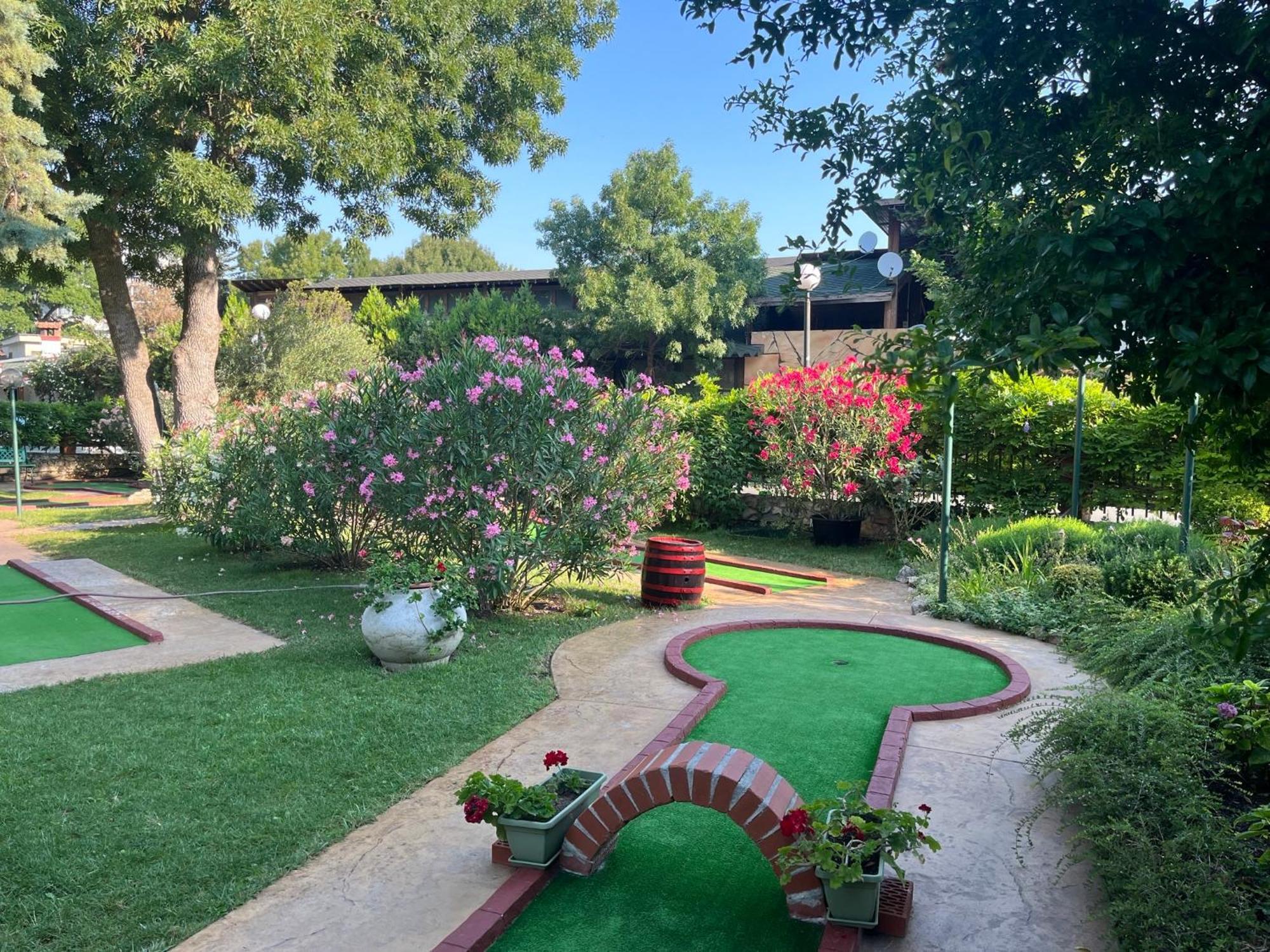 Oleander House And Tennis Club Sunny Beach Esterno foto