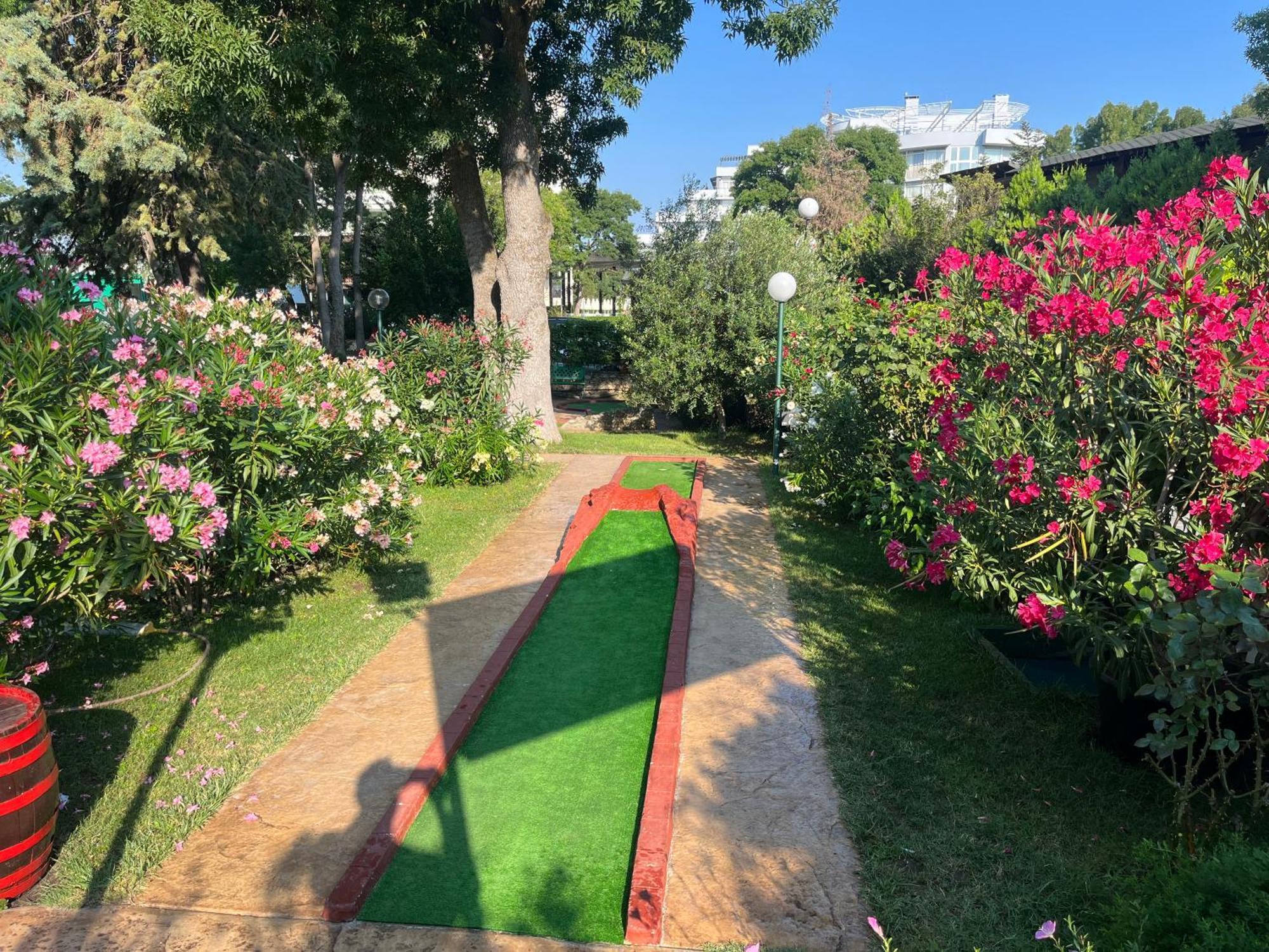 Oleander House And Tennis Club Sunny Beach Esterno foto